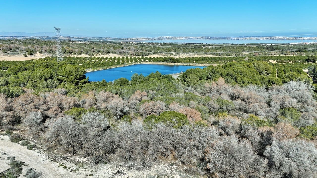 3 bedroom Villa for sale in Villamartin with pool - € 448,000 (Ref: 8809317)