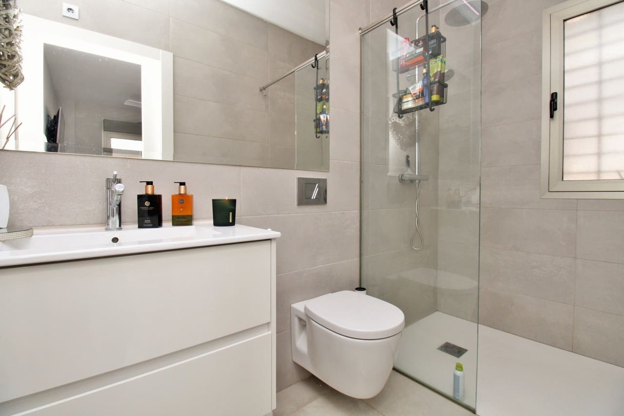 3 camera da letto Villa in vendita in Villamartin con piscina - 369.950 € (Rif: 8809318)