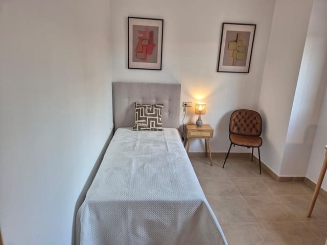 2 makuuhuone Huoneisto myytävänä paikassa Cabo Roig, Orihuela mukana uima-altaan 
autotalli - 153 300 € (Ref: 8824639)