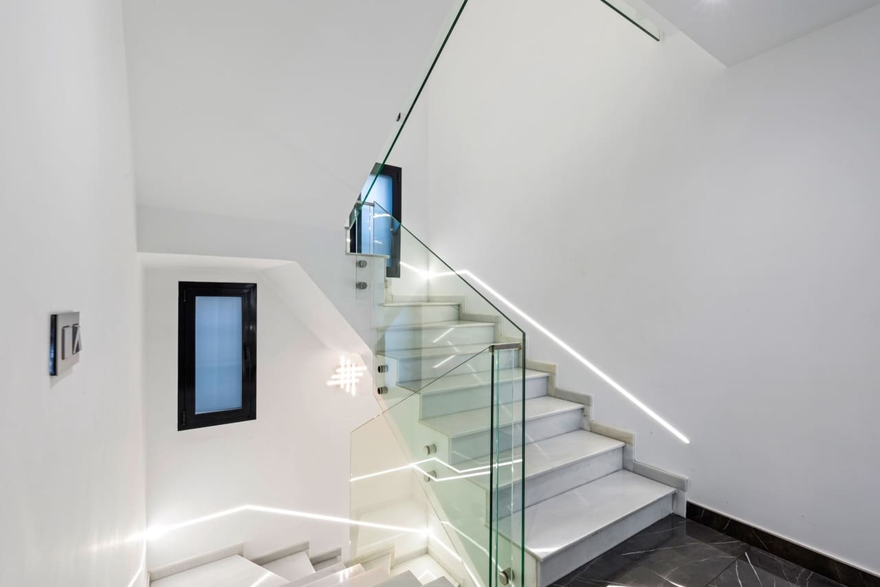 5 slaapkamer Villa te koop in Playa de San Juan met zwembad - € 1.365.000 (Ref: 8824656)