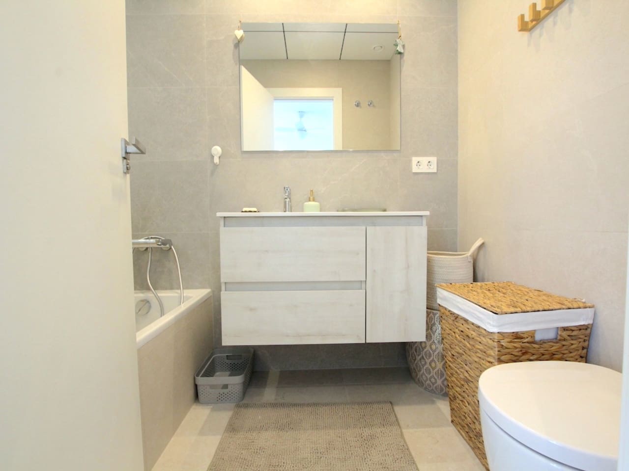 3 bedroom Villa for sale in La Marina with pool - € 345,000 (Ref: 8838317)