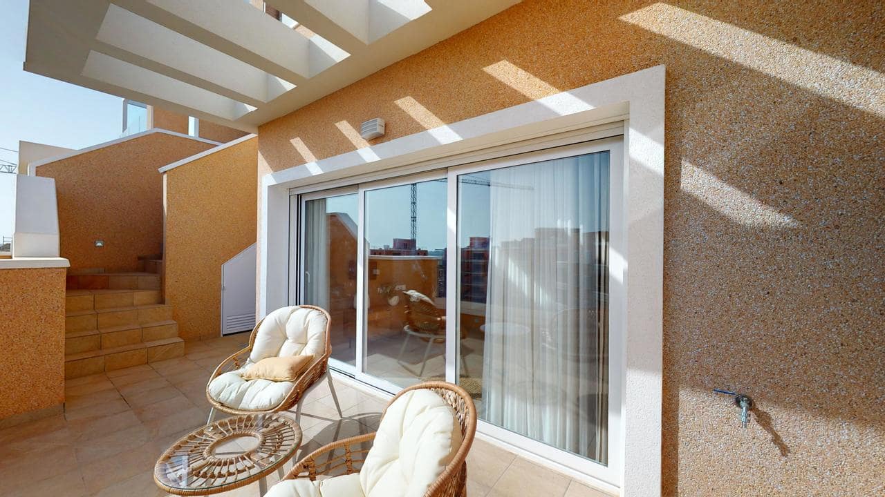 3 makuuhuone Bungalow myytävänä paikassa Pilar de la Horadada mukana uima-altaan 
autotalli - 259 900 € (Ref: 8840680)