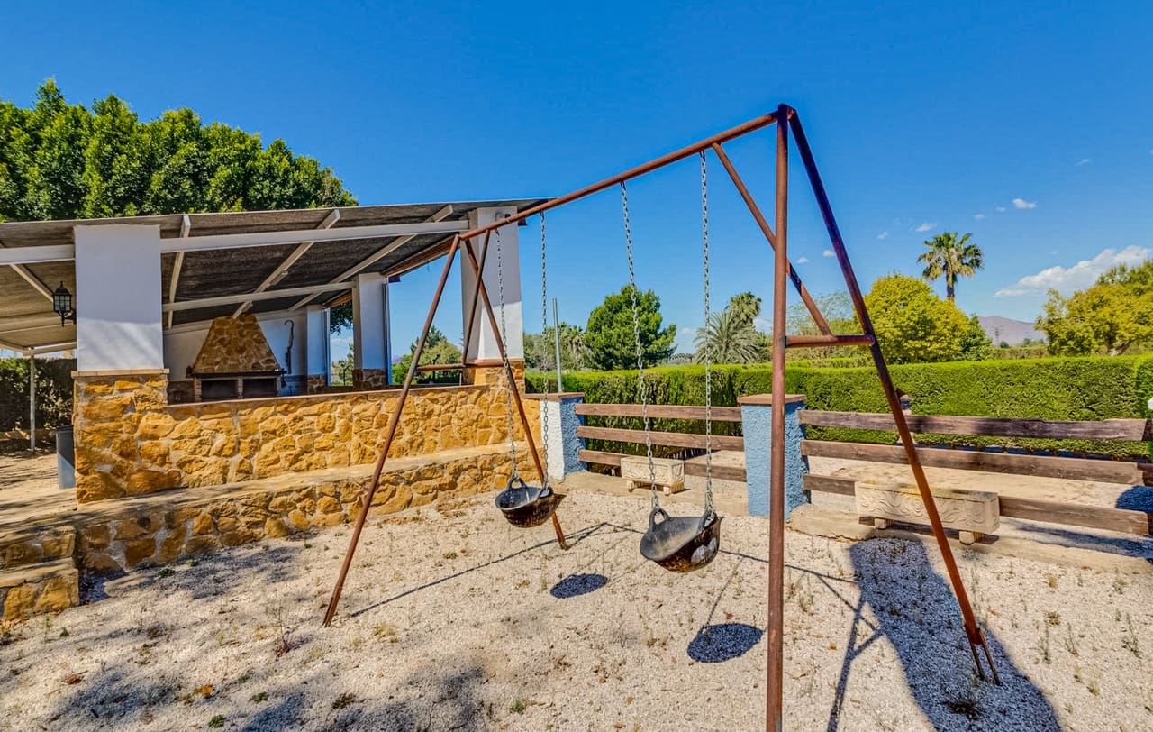 4 camera da letto Villa in vendita in Jacarilla con garage - 489.000 € (Rif: 8842890)