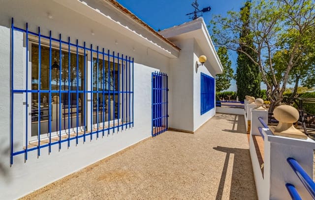 4 sypialnia Willa na sprzedaż w Jacarilla z garażem - 489 000 € (Ref: 8842890)