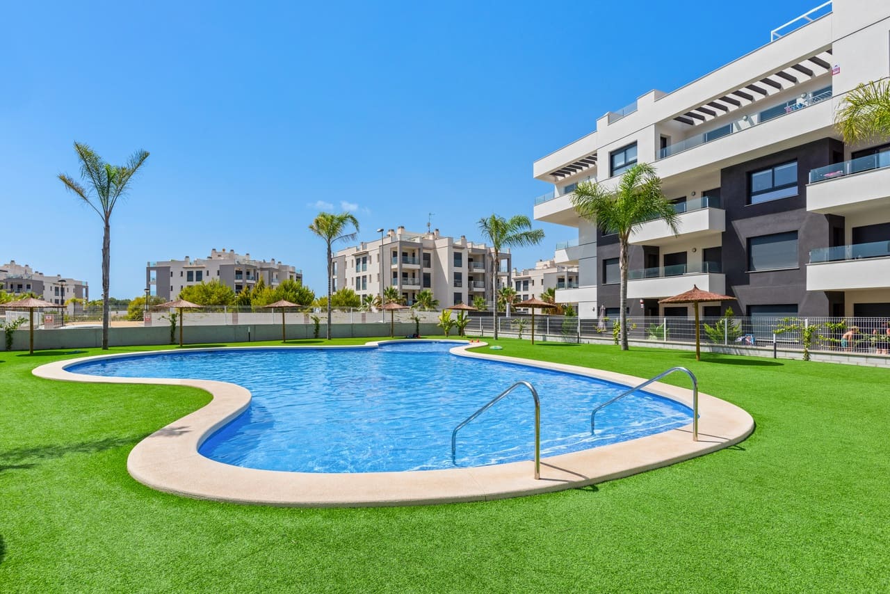 2 soveværelse Lejlighed til salg i Villamartin med swimmingpool garage - € 240.000 (Ref: 8859518)