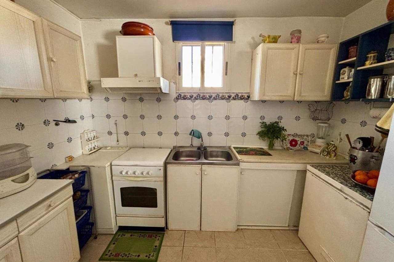 4 slaapkamer Villa te koop in Ciudad Quesada met zwembad garage - € 420.000 (Ref: 8875512)