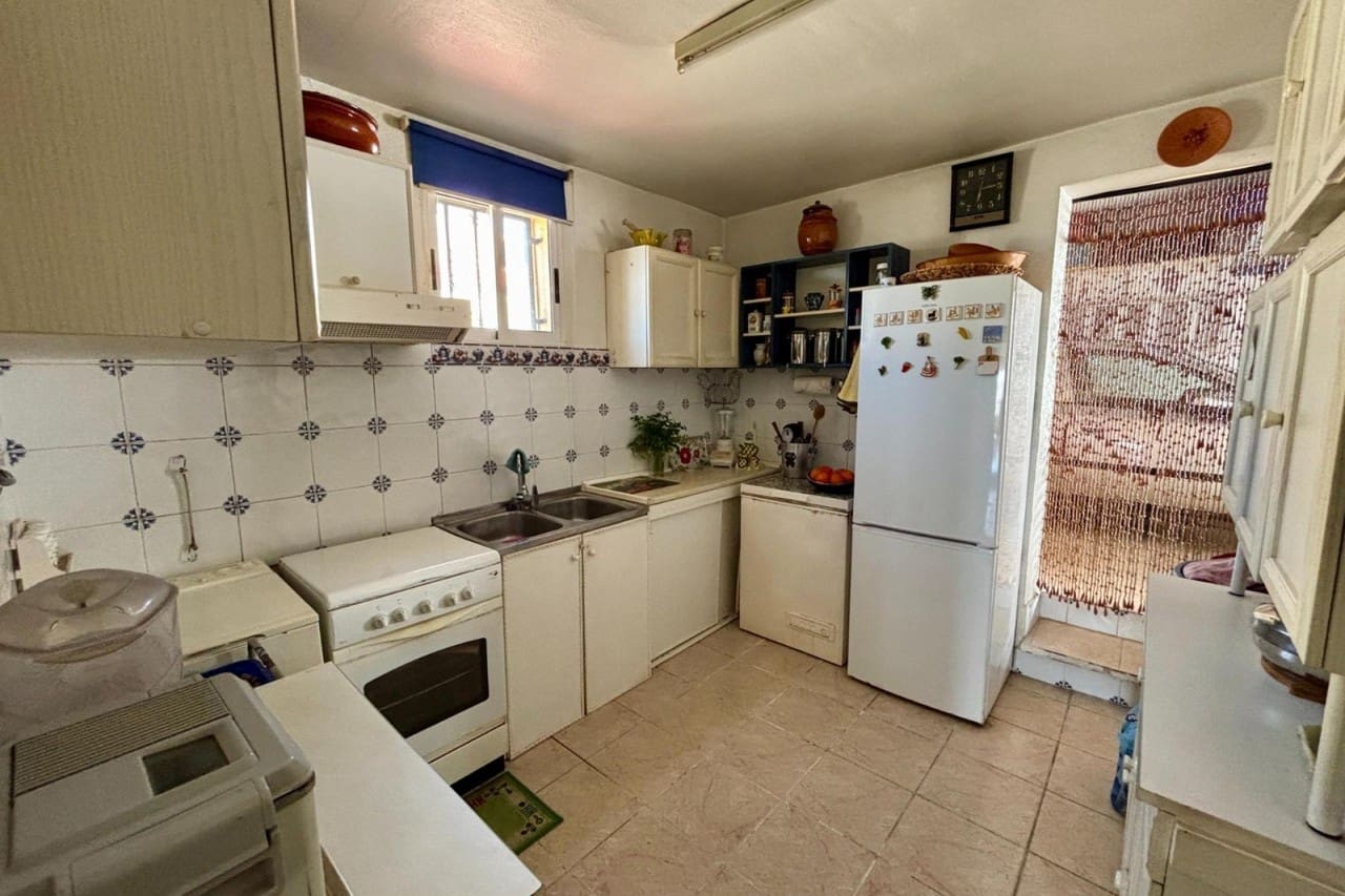 4 slaapkamer Villa te koop in Ciudad Quesada met zwembad garage - € 420.000 (Ref: 8875512)