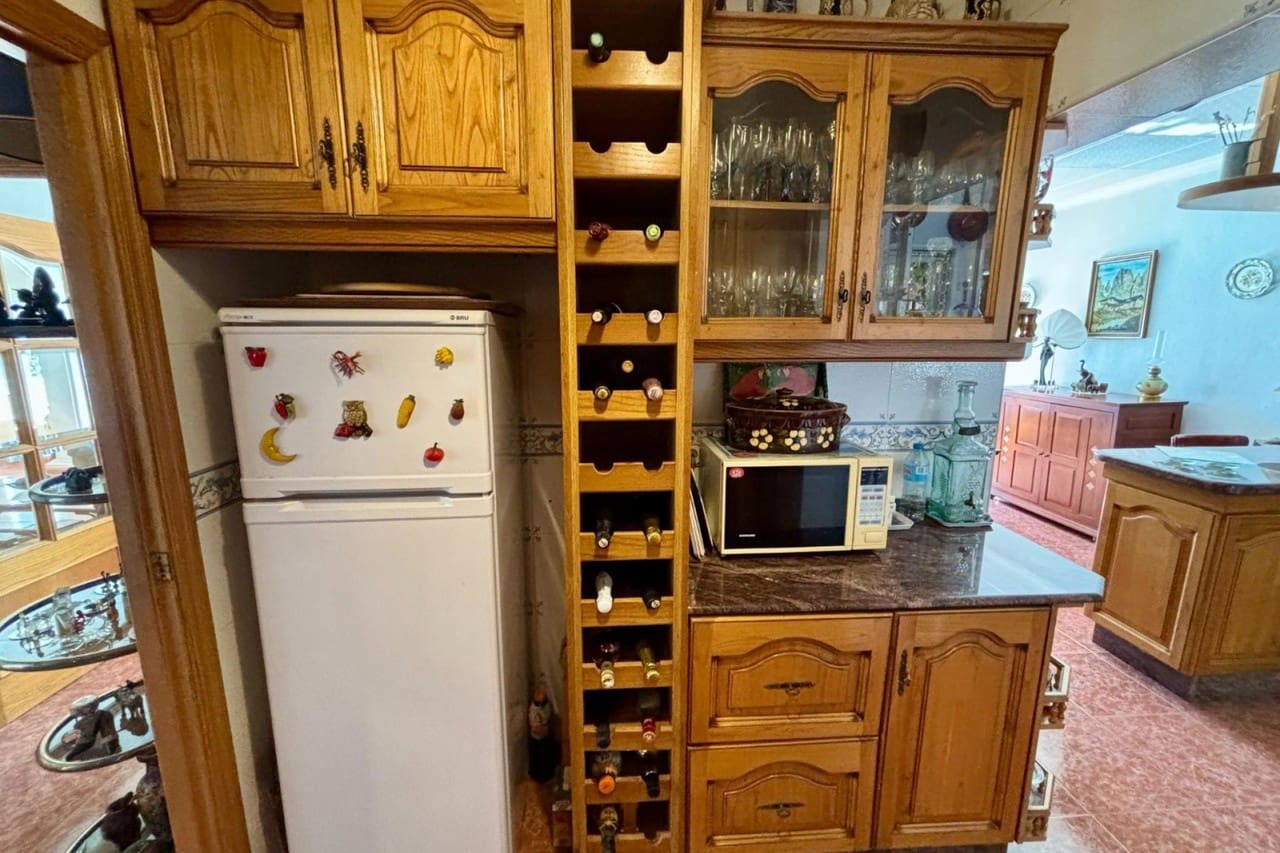 4 slaapkamer Villa te koop in Ciudad Quesada met zwembad garage - € 420.000 (Ref: 8875512)