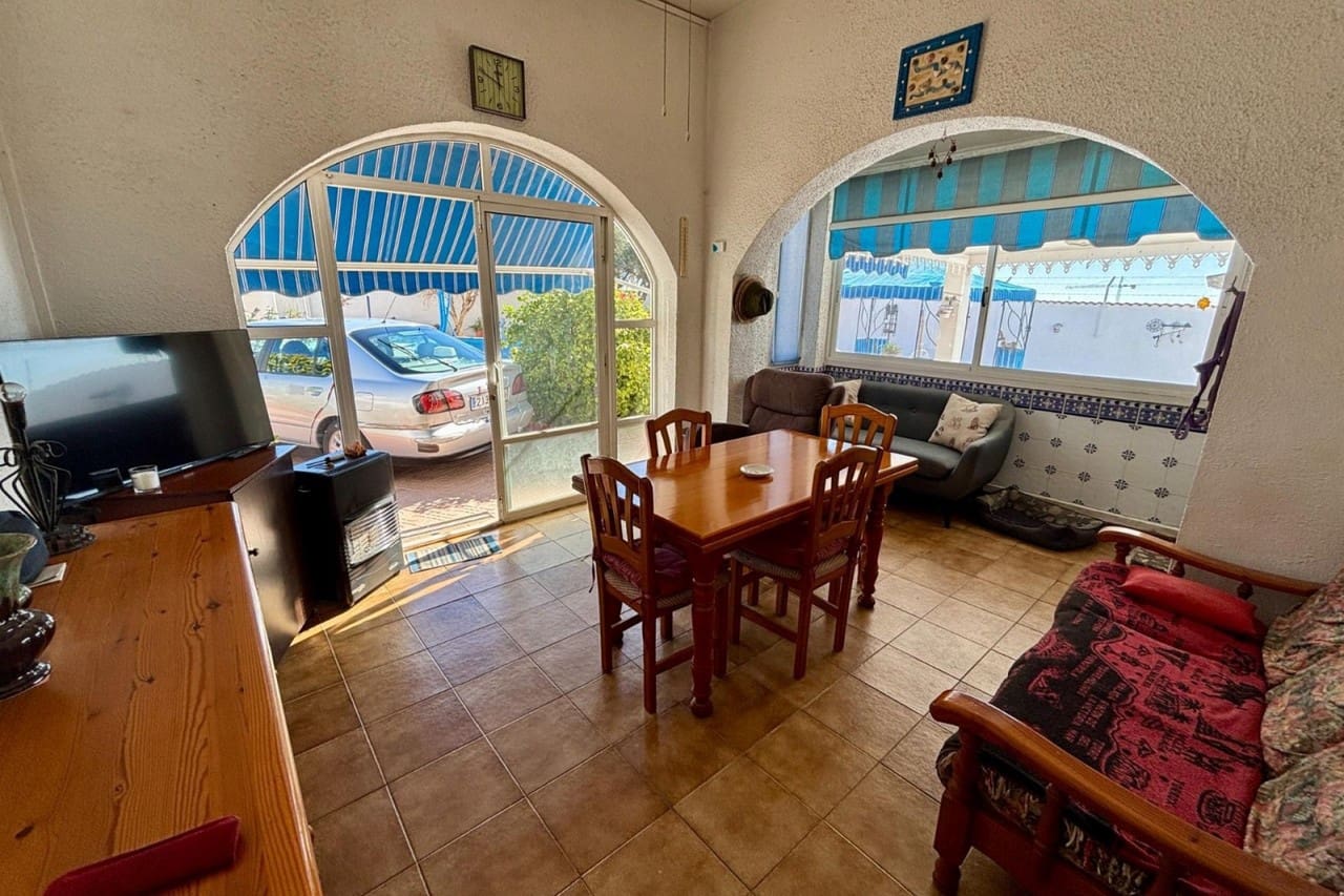 4 slaapkamer Villa te koop in Ciudad Quesada met zwembad garage - € 420.000 (Ref: 8875512)