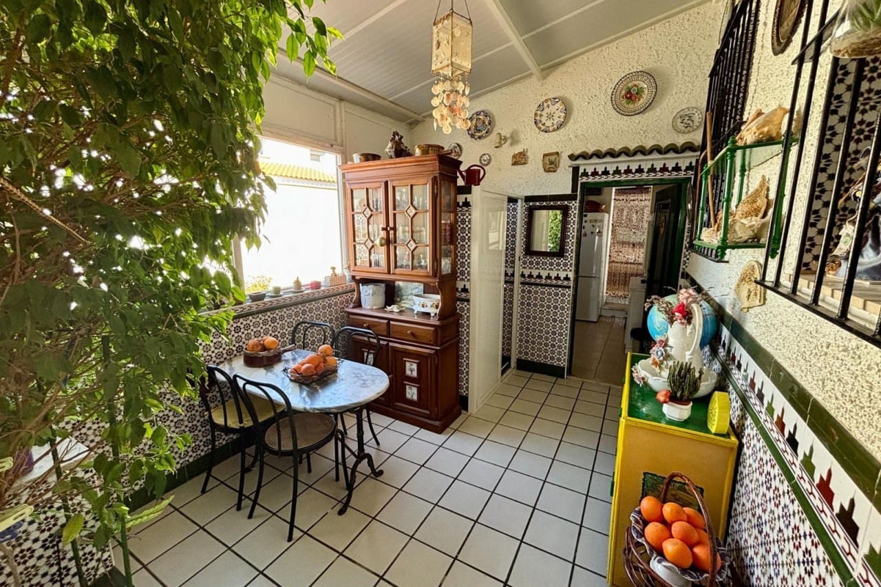 4 slaapkamer Villa te koop in Ciudad Quesada met zwembad garage - € 420.000 (Ref: 8875512)