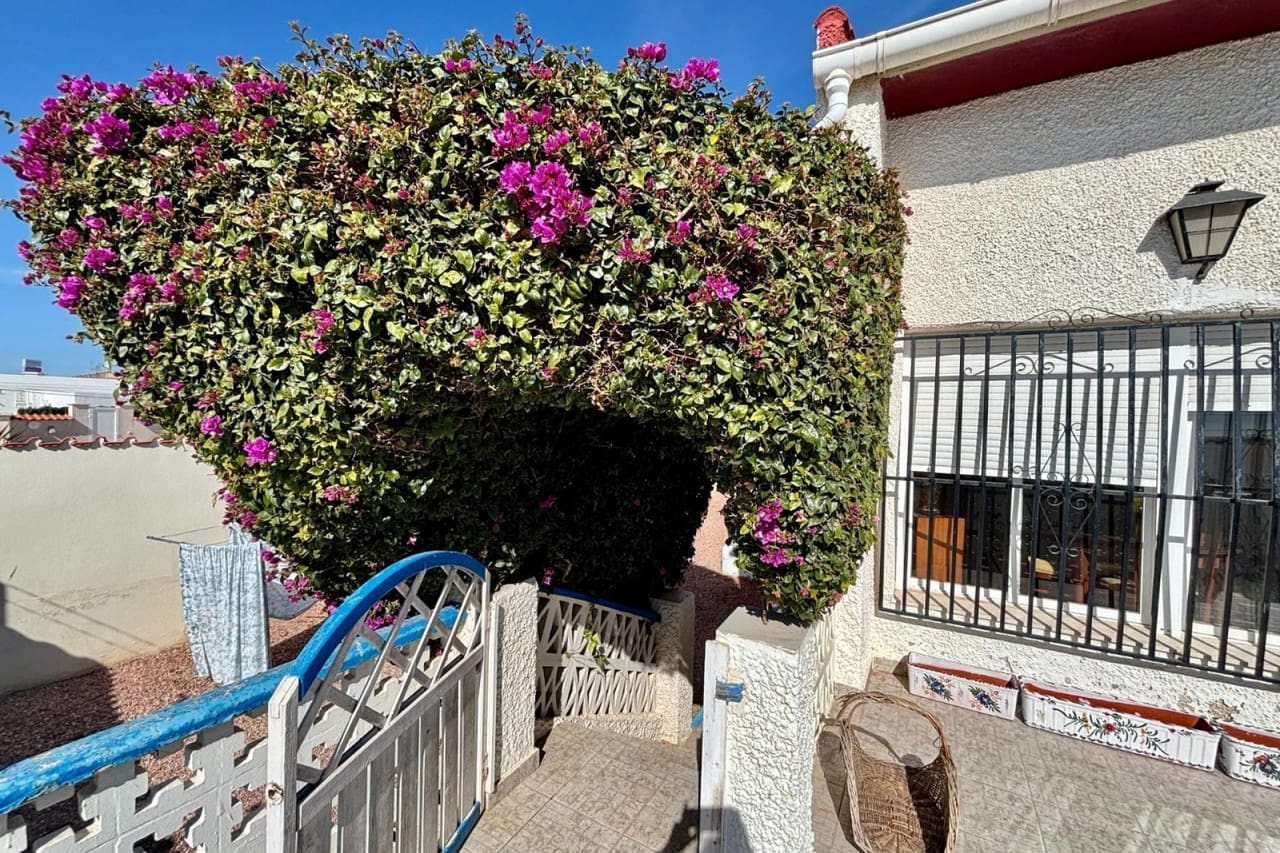 4 slaapkamer Villa te koop in Ciudad Quesada met zwembad garage - € 420.000 (Ref: 8875512)