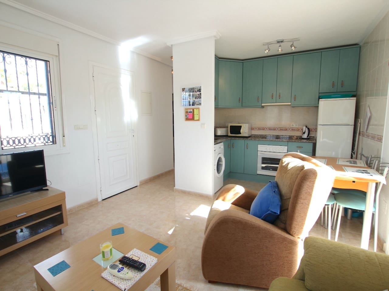 5 makuuhuone Huvila myytävänä paikassa Ciudad Quesada mukana uima-altaan - 625 000 € (Ref: 8883962)