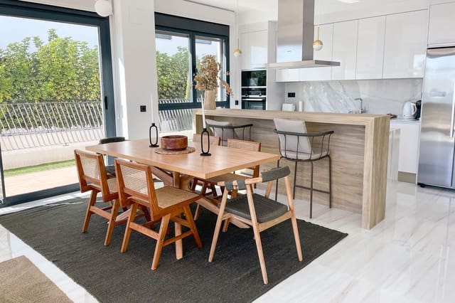 3 soveværelse Lejlighed til salg i Centro Urbano, La Villajoyosa / Vila Joiosa med swimmingpool - € 1.390.000 (Ref: 8883977)