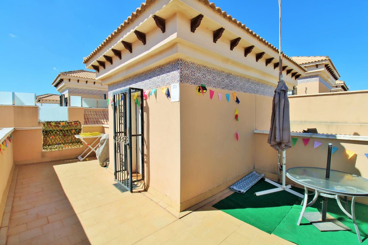 3 quarto Casa em Banda para venda em Villamartin com piscina - 164 900 € (Ref: 8899763)