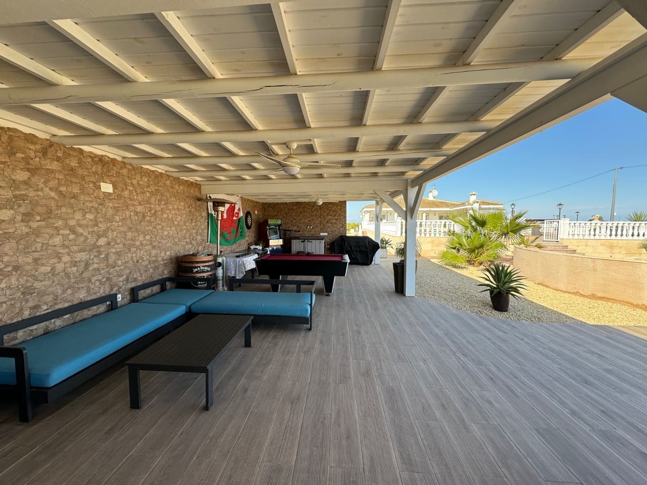 6 bedroom Villa for sale in Ciudad Quesada with pool - € 850,000 (Ref: 8923608)