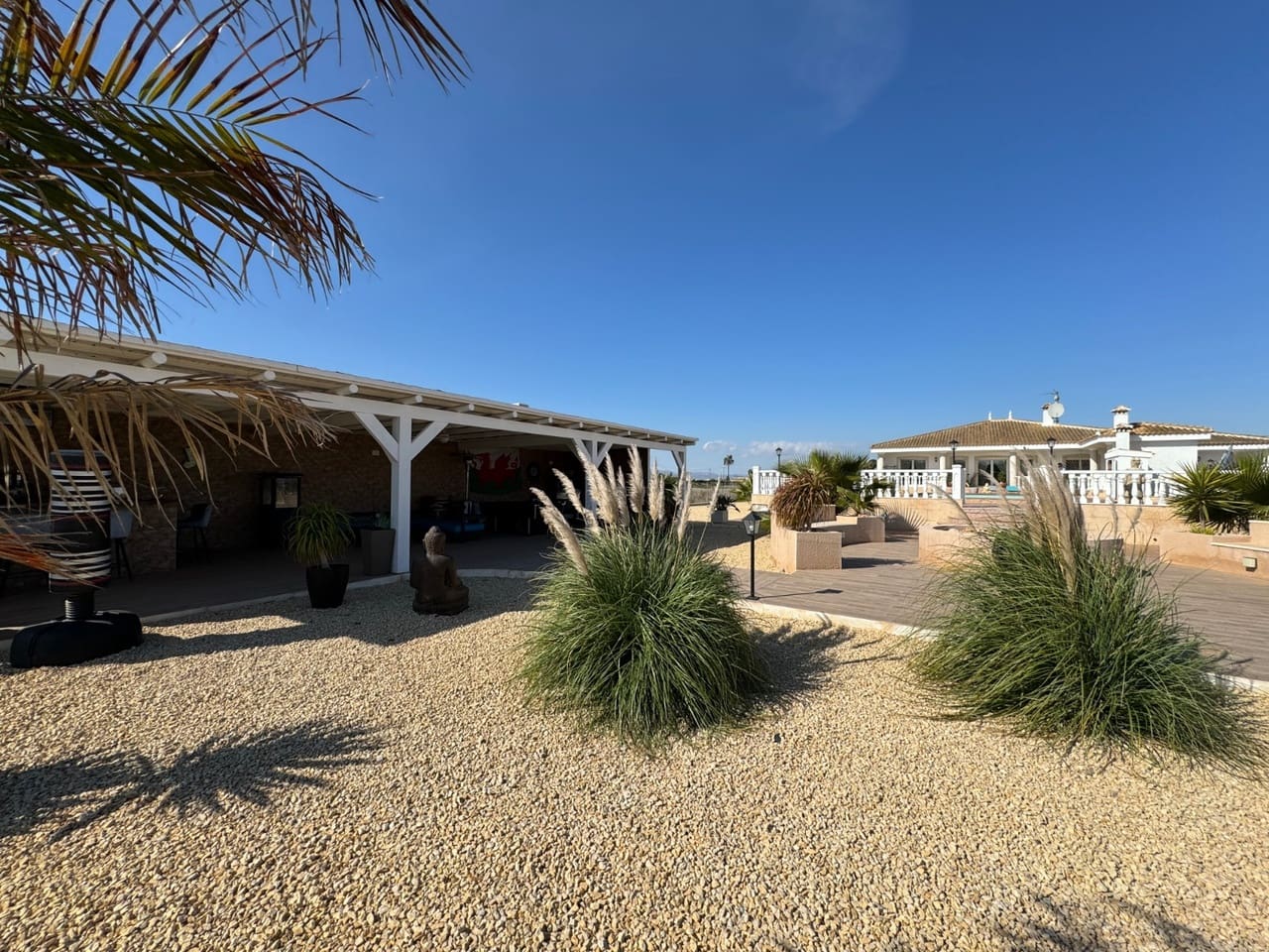 6 bedroom Villa for sale in Ciudad Quesada with pool - € 850,000 (Ref: 8923608)