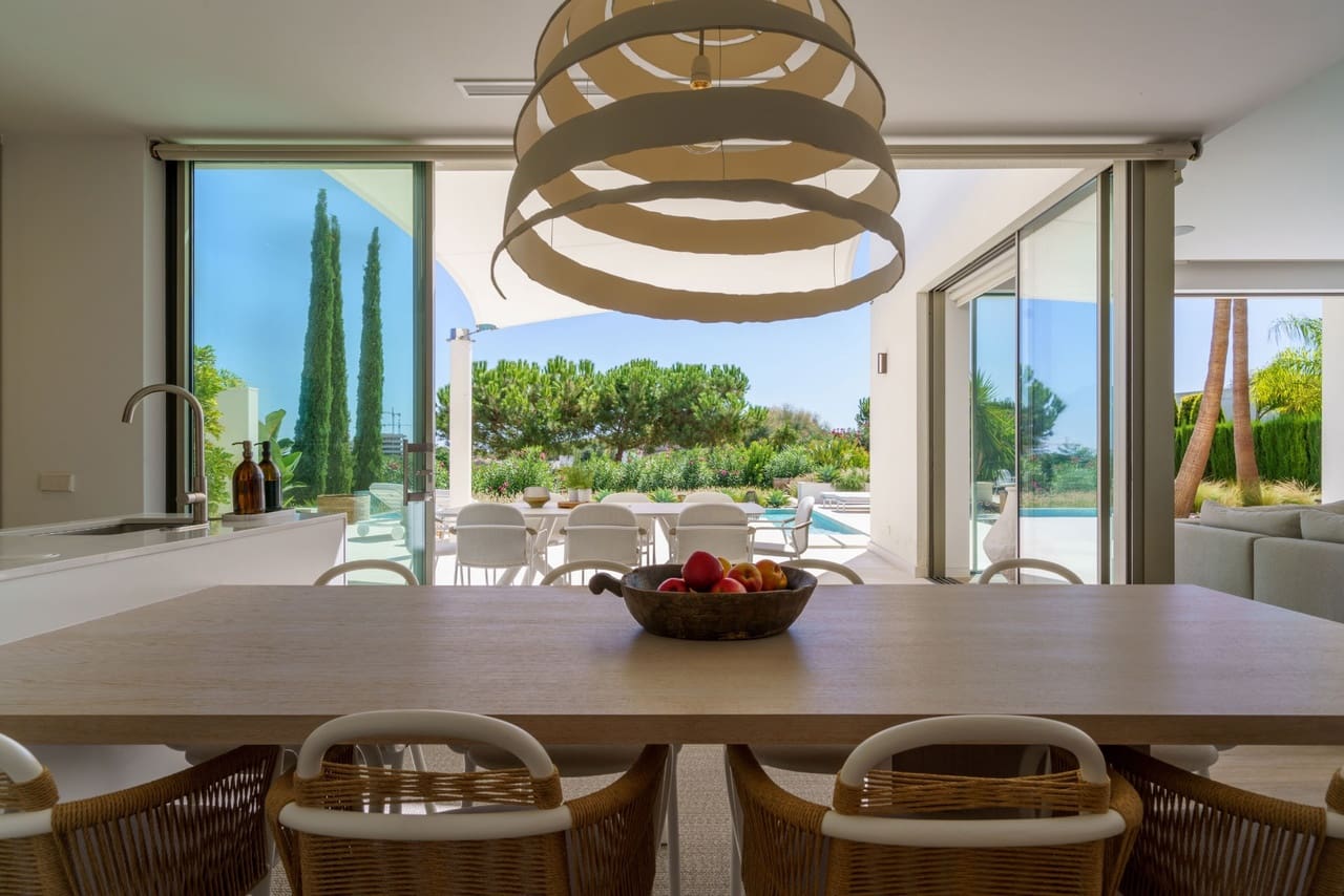 5 quarto Moradia para venda em Las Colinas Golf com piscina - 1 995 000 € (Ref: 8923616)