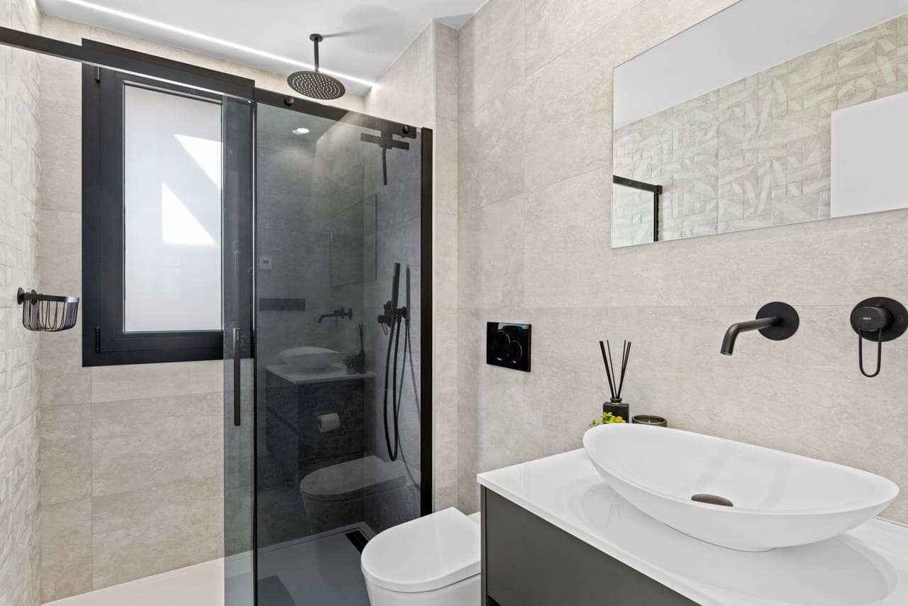 3 bedroom Villa for sale in Finestrat - € 695,000 (Ref: 8923623)