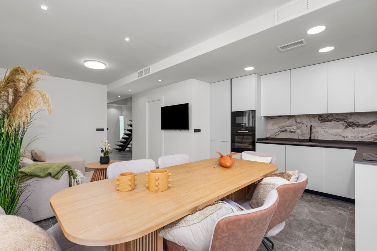 4 slaapkamer Villa te koop in Torre de la Horadada met zwembad - € 698.000 (Ref: 8923625)