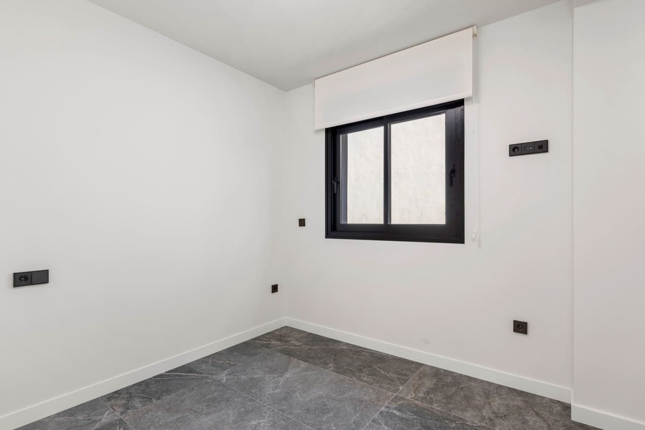 4 slaapkamer Villa te koop in Torre de la Horadada met zwembad - € 698.000 (Ref: 8923625)