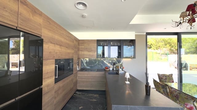 6 slaapkamer Villa te koop in Las Colinas Golf, Orihuela met zwembad - € 2.350.000 (Ref: 8923634)