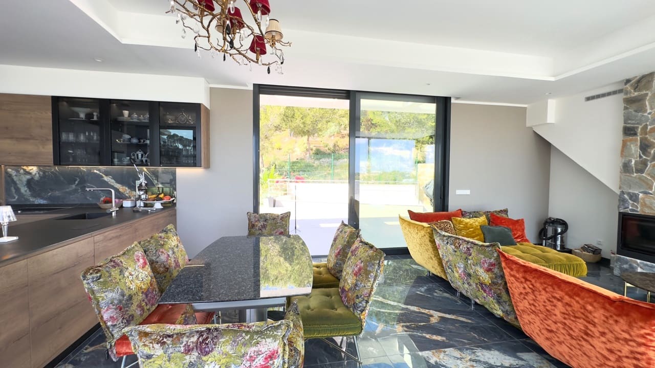 6 slaapkamer Villa te koop in Las Colinas Golf met zwembad - € 2.350.000 (Ref: 8923634)