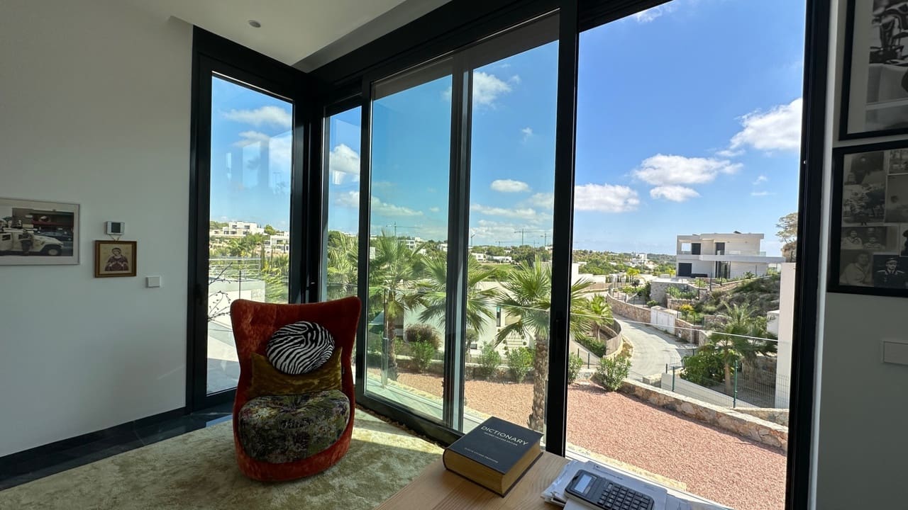 6 slaapkamer Villa te koop in Las Colinas Golf met zwembad - € 2.350.000 (Ref: 8923634)