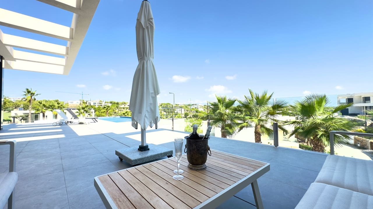 6 slaapkamer Villa te koop in Las Colinas Golf met zwembad - € 2.350.000 (Ref: 8923634)