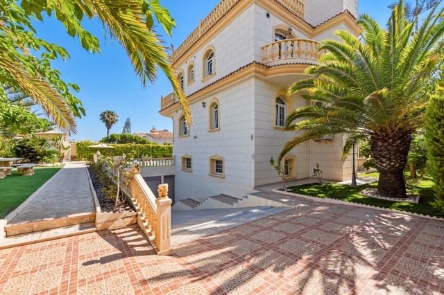 6 slaapkamer Villa te koop in Dehesa de Campoamor, Orihuela met zwembad - € 2.095.000 (Ref: 8923643)