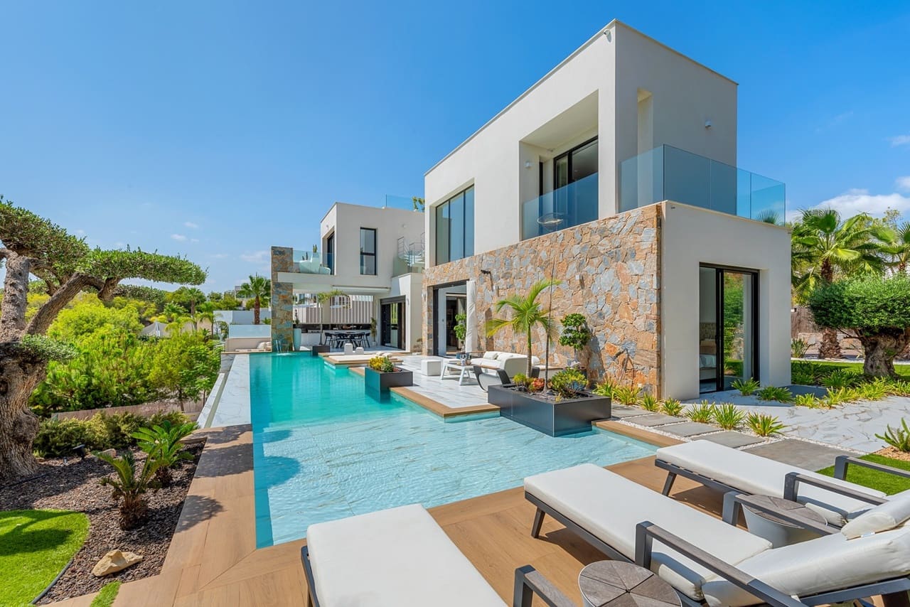 4 quarto Moradia para venda em Las Colinas Golf com piscina - 2 888 000 € (Ref: 8923644)