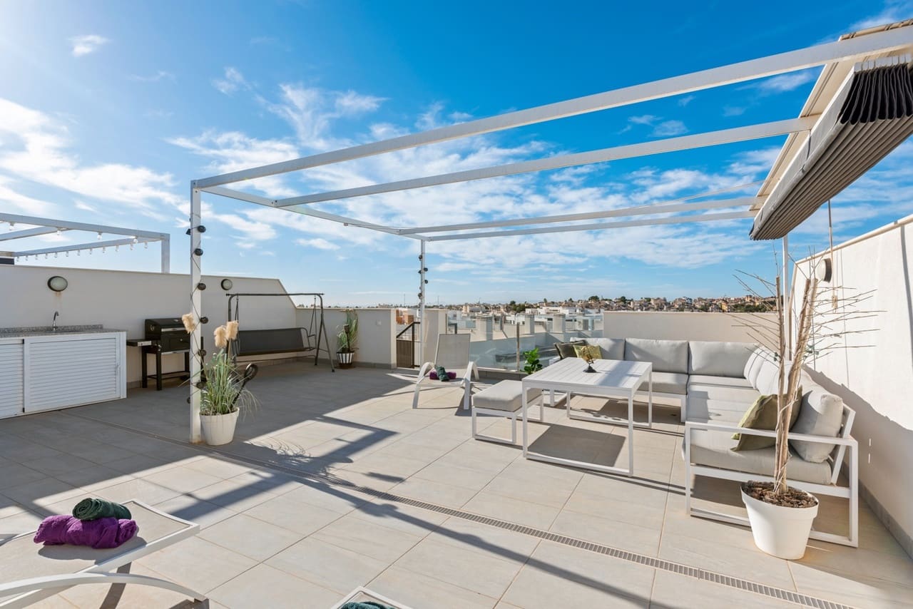 2 soveværelse Penthouse til salg i Orihuela Costa med swimmingpool - € 319.900 (Ref: 8923653)
