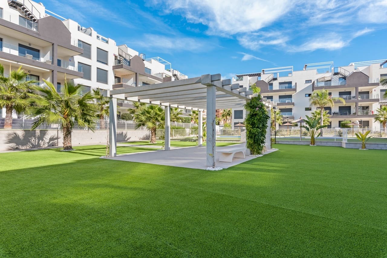 2 soveværelse Penthouse til salg i Orihuela Costa med swimmingpool - € 319.900 (Ref: 8923653)