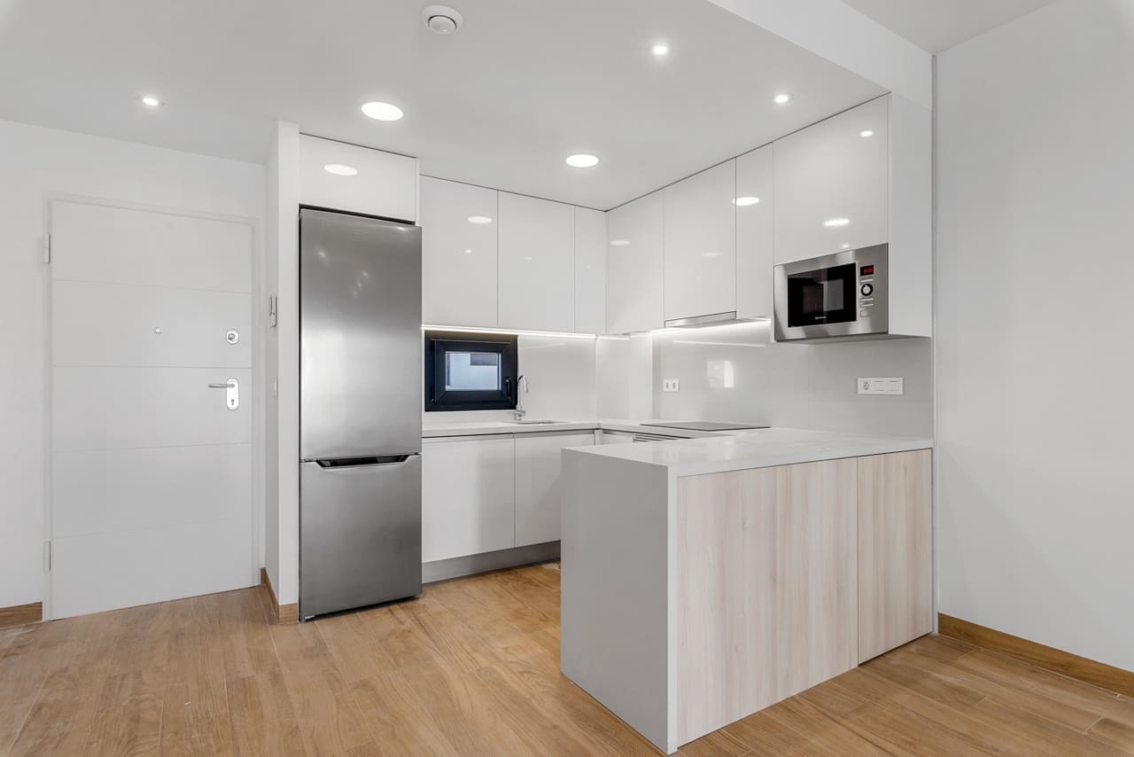 2 sovrum Takvåning till salu i Torrevieja med pool - 369 000 € (Ref: 8923654)