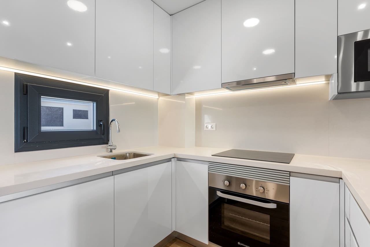 2 sovrum Takvåning till salu i Torrevieja med pool - 369 000 € (Ref: 8923654)