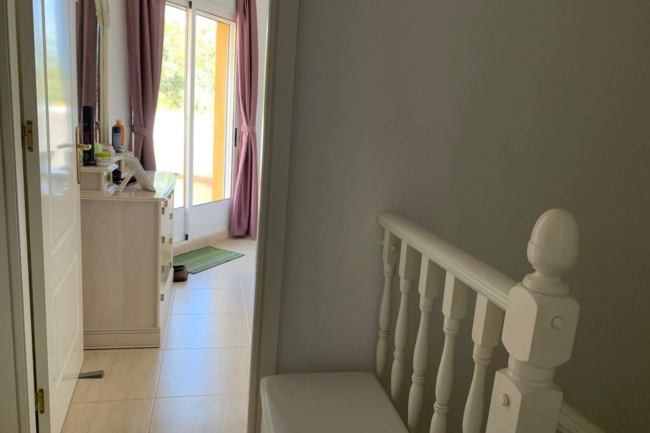 3 slaapkamer Villa te koop in Guardamar del Segura met zwembad - € 269.000 (Ref: 8938560)