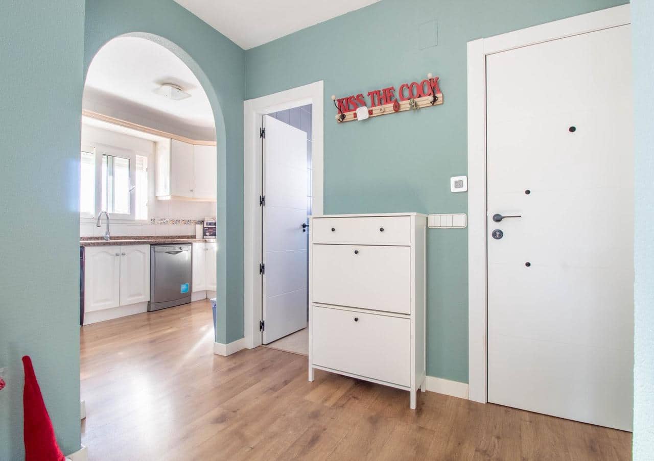 Chalet de 3 habitaciones en San Miguel de Salinas en venta con piscina - 425.000 € (Ref: 8939541)