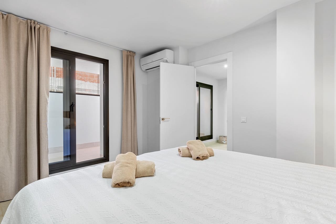 3 chambre Appartement à vendre à Torrevieja avec piscine - 349 000 € (Ref: 8948618)