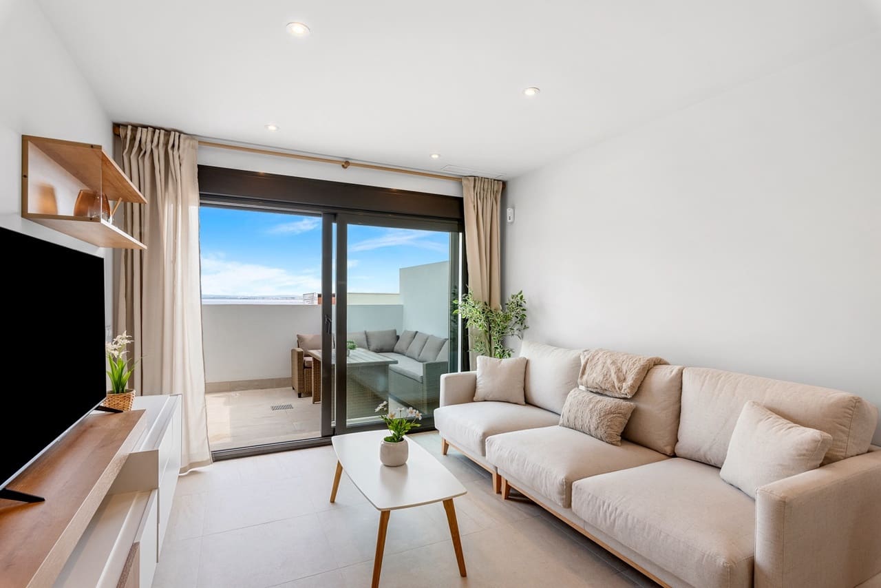 3 chambre Appartement à vendre à Torrevieja avec piscine - 349 000 € (Ref: 8948618)