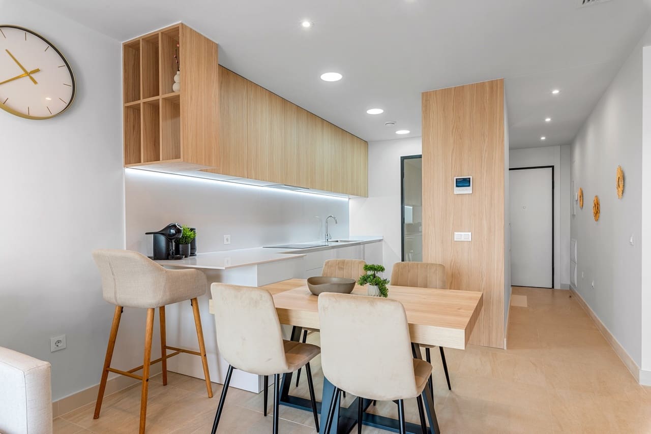 3 chambre Appartement à vendre à Torrevieja avec piscine - 349 000 € (Ref: 8948618)