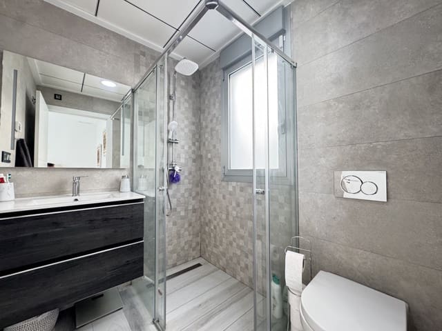 4 quarto Moradia para venda em Cabo Roig, Orihuela com piscina - 635 000 € (Ref: 8952481)