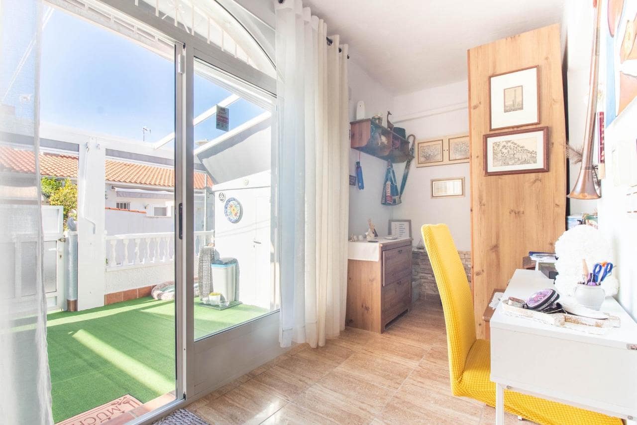 2 soveværelse Villa til salg i Torrevieja - € 149.000 (Ref: 8956937)