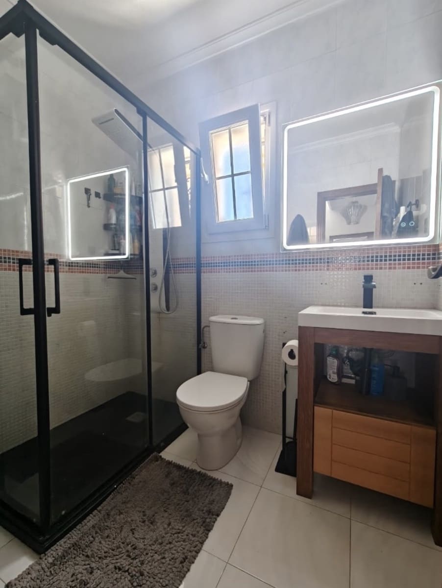 3 sypialnia Dom na sprzedaż w Villamartin z basenem garażem - 279 900 € (Ref: 8964247)