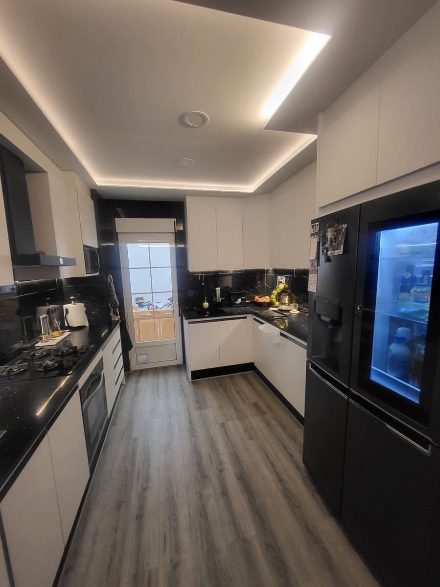 3 sypialnia Dom na sprzedaż w Villamartin z basenem garażem - 279 900 € (Ref: 8964247)