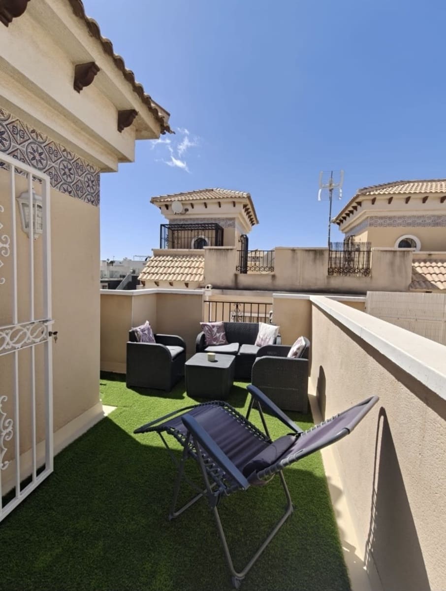 3 sypialnia Dom na sprzedaż w Villamartin z basenem garażem - 279 900 € (Ref: 8964247)