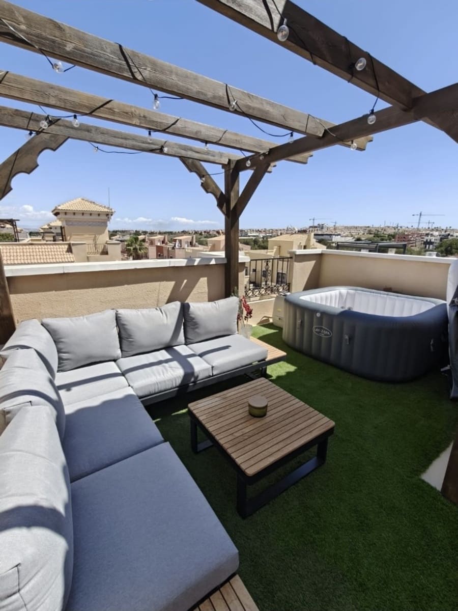 3 sypialnia Dom na sprzedaż w Villamartin z basenem garażem - 279 900 € (Ref: 8964247)