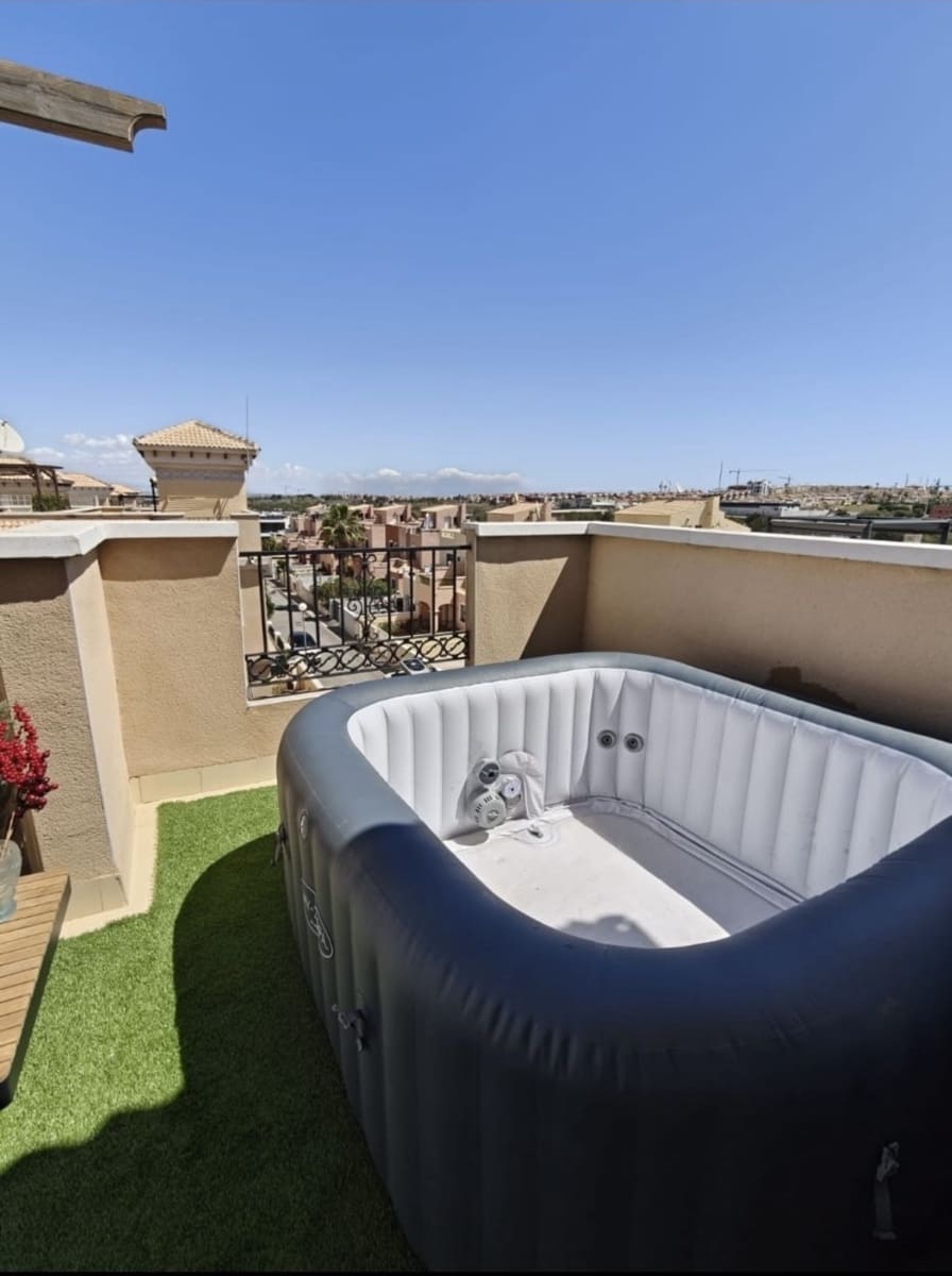 3 sypialnia Dom na sprzedaż w Villamartin z basenem garażem - 279 900 € (Ref: 8964247)