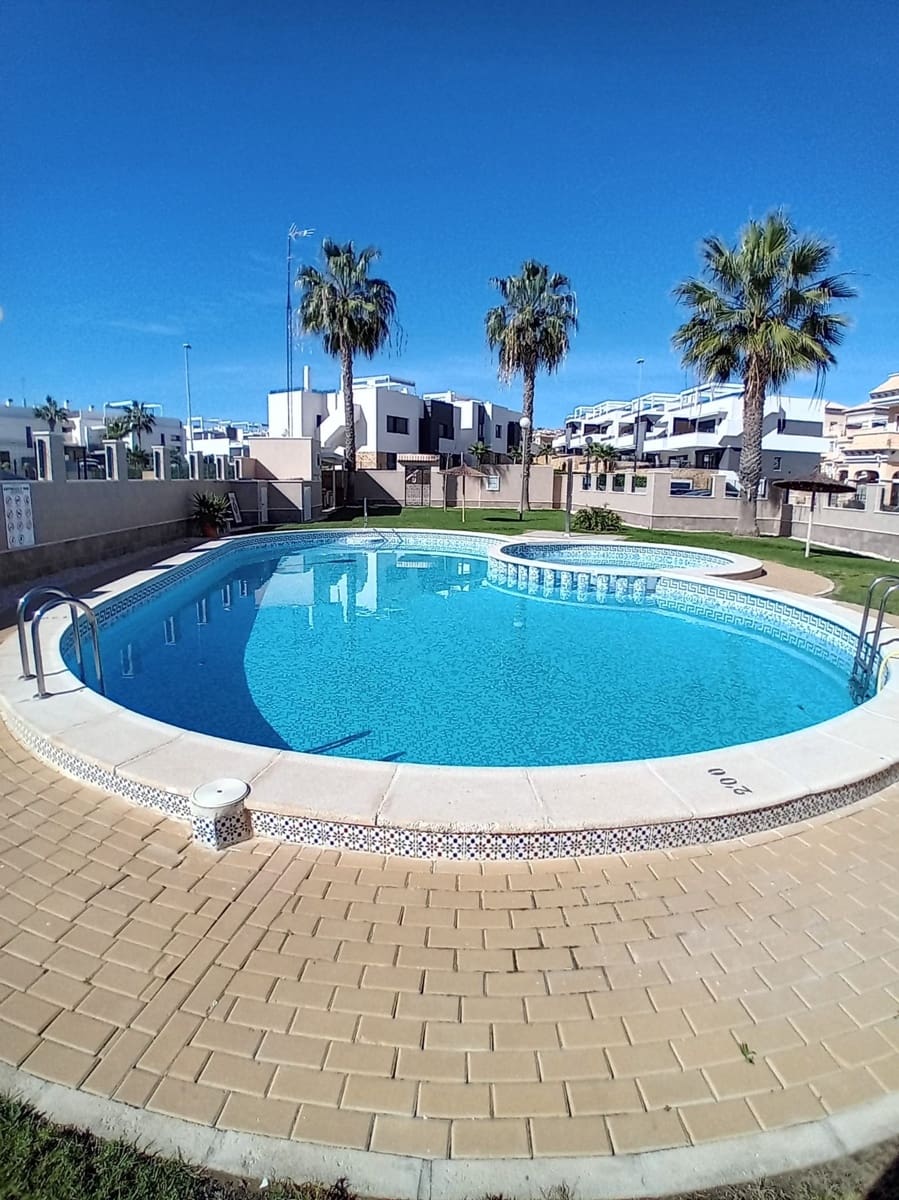 3 sypialnia Dom na sprzedaż w Villamartin z basenem garażem - 279 900 € (Ref: 8964247)