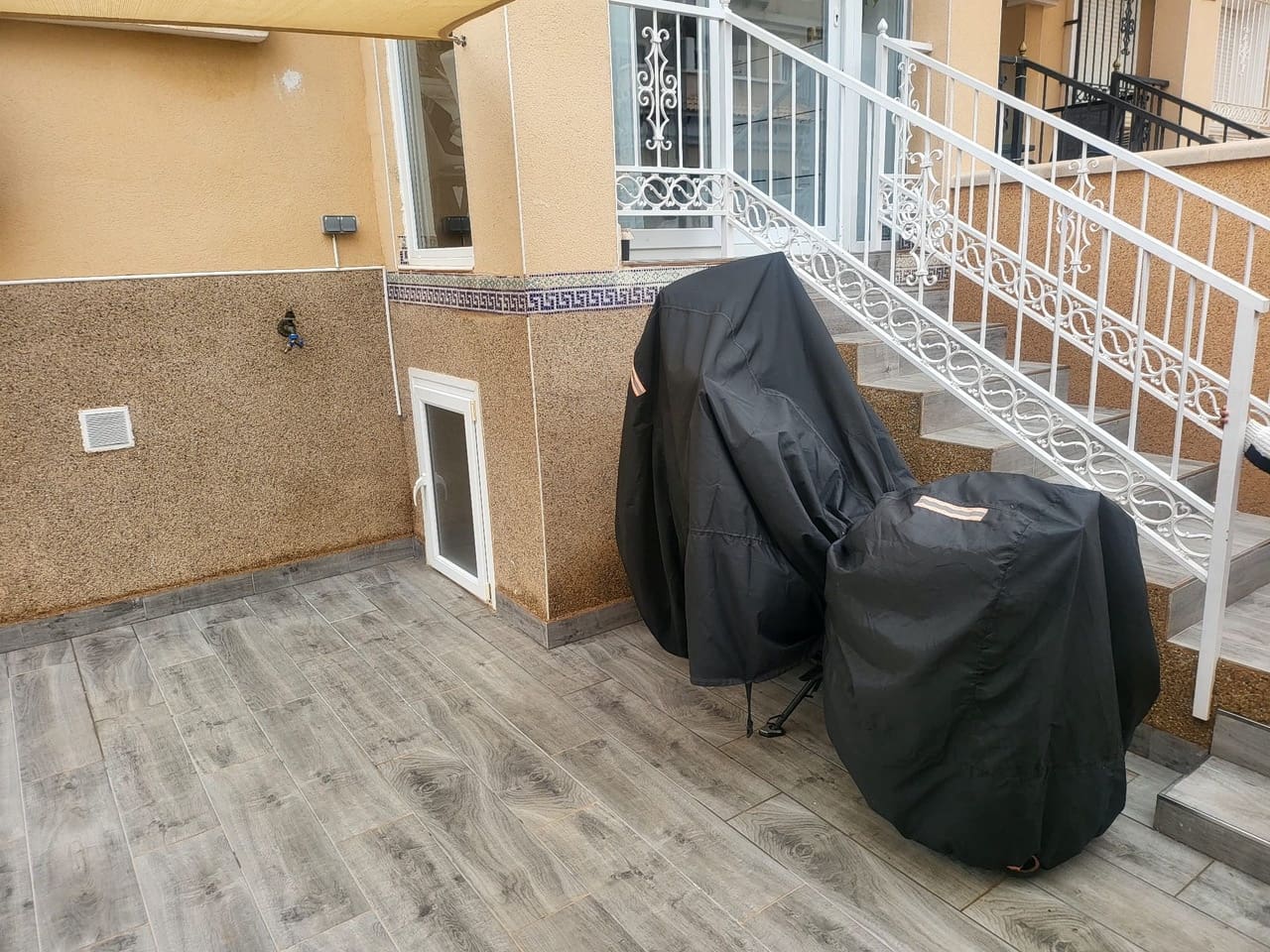 3 sypialnia Dom na sprzedaż w Villamartin z basenem garażem - 279 900 € (Ref: 8964247)