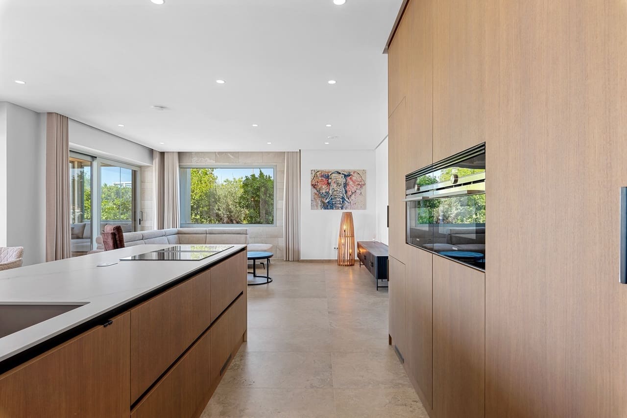 4 slaapkamer Villa te koop in Benijofar met zwembad garage - € 1.495.000 (Ref: 8975873)