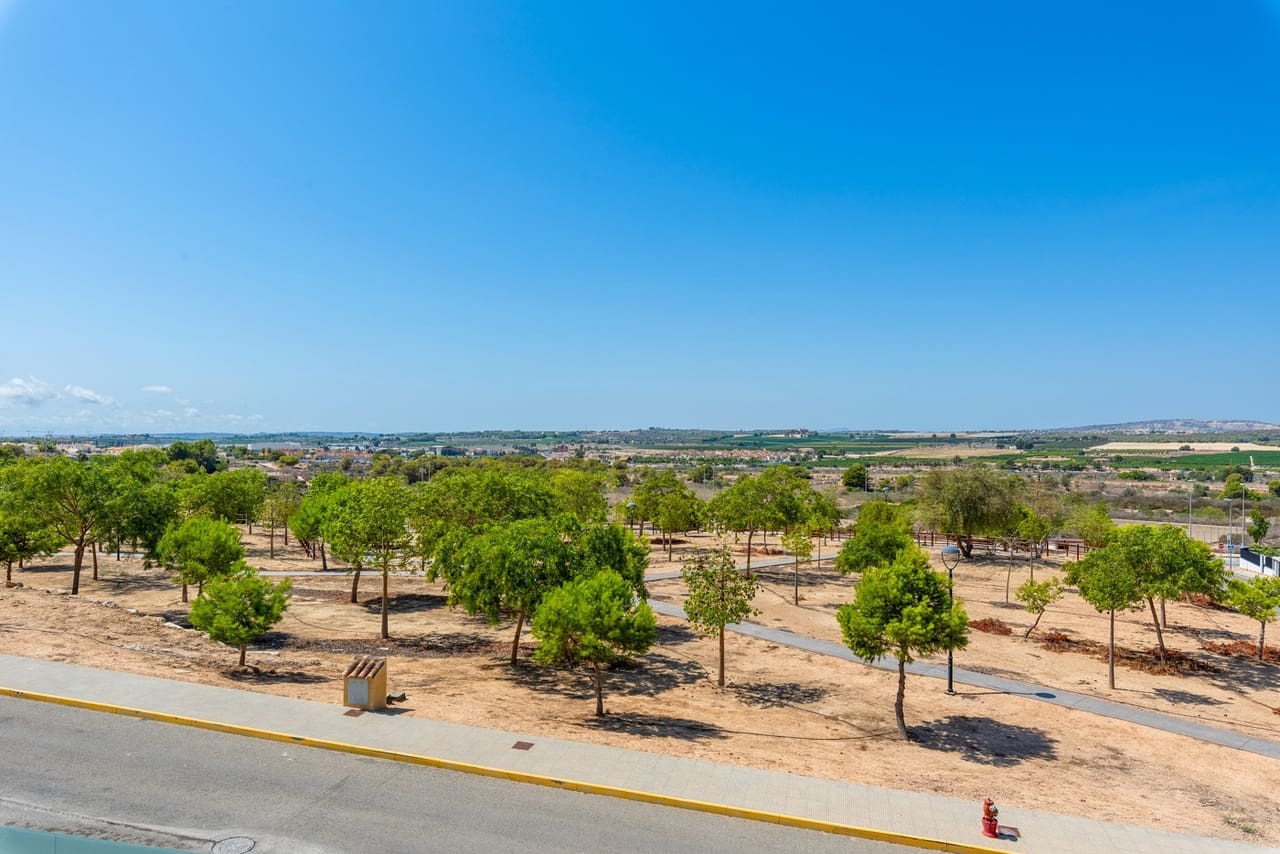 4 slaapkamer Villa te koop in Benijofar met zwembad garage - € 1.495.000 (Ref: 8975873)